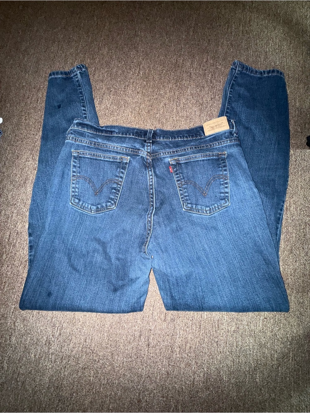 Levi's Women's Medium Blue Straight-Leg Jeans